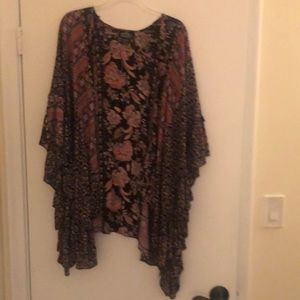 Kimono/ scarves/ wrap